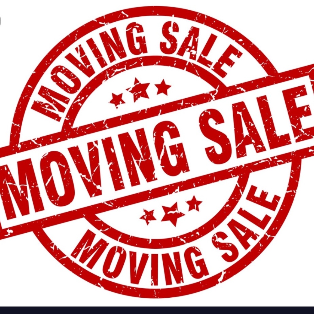 MAKE ME OFFERS! Shutting closet down in 1 week - Picture 1 of 3